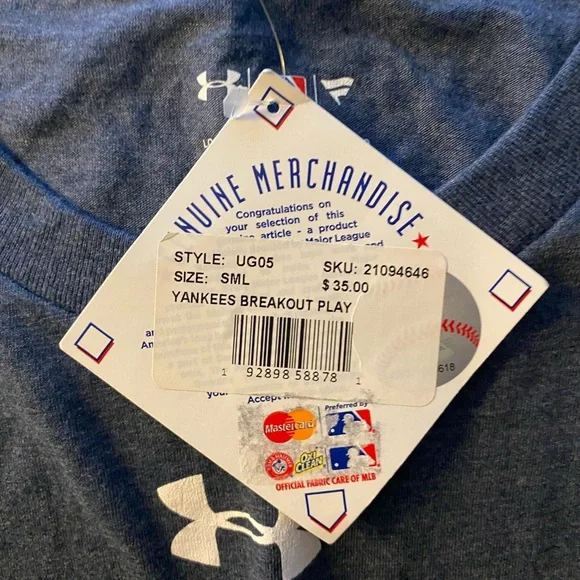 UNDER ARMOUR New York Yankees Size Small Loose Fit NWT - Picture 4 of 4